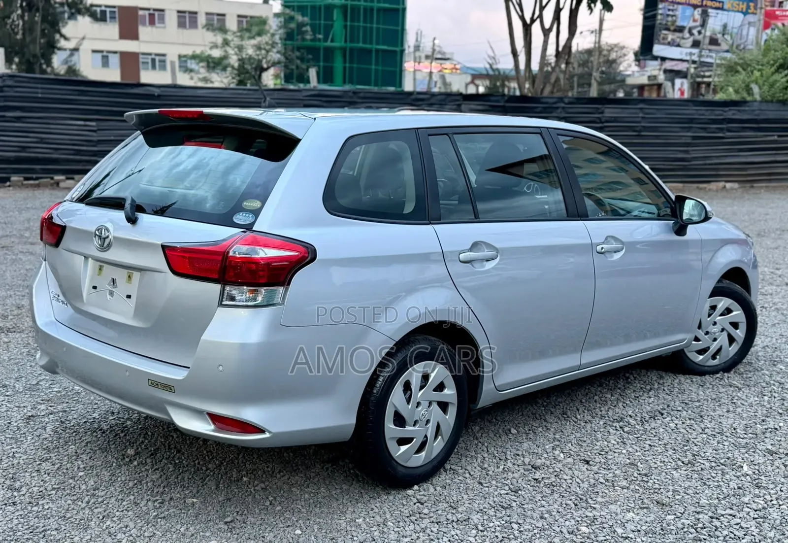 Toyota Corolla Fielder 2020 Silver