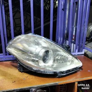 Nissan Tiida XENON Head Lamp, Model 2008/2010. Ex Japan Motor Parts