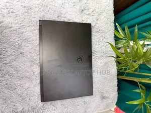 Laptop MSI GS66 Stealth 10SGS 16GB Intel Core i7 SSD 512GB
