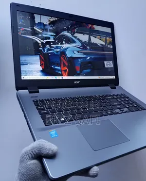 Laptop Acer Aspire E5-771 8GB Intel Core i3 HDD 500GB