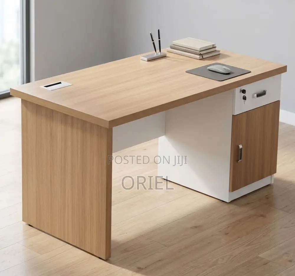 Office Desk : 1.4M Executive Office Table