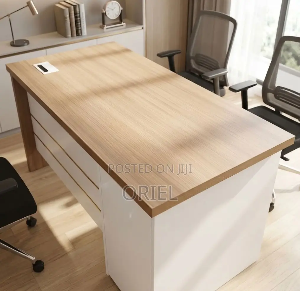 Office Desk : 1.4M Executive Office Table