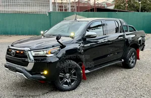 Toyota Hilux 2020 Black