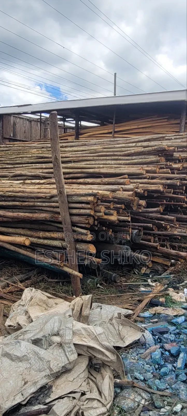 Roundpoles