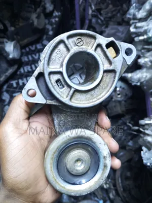 Belt Tensioner Honda Fit