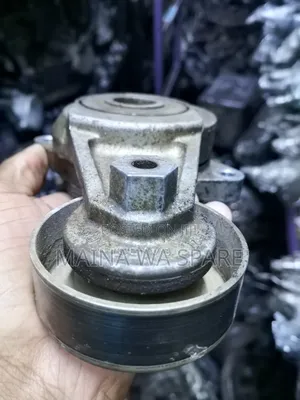 Belt Tensioner Honda Fit
