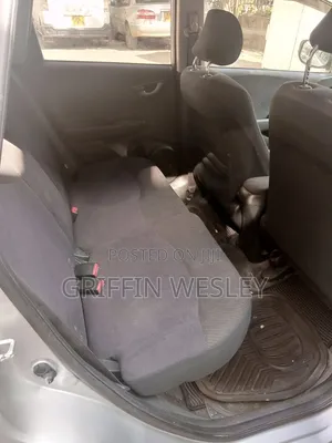 Honda Fit 2010 Silver