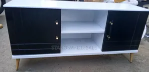 American 4.5ft TV Stand