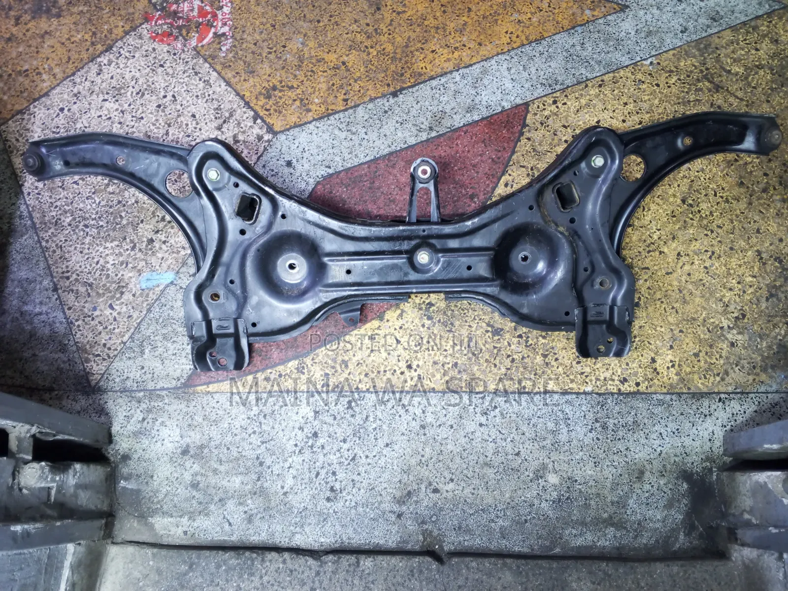 Cross Member Nissan Note Complete With Arms and Mounting