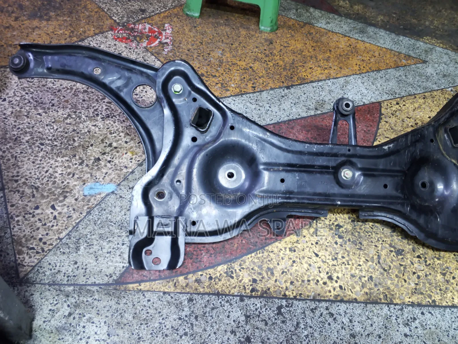 Cross Member Nissan Note Complete With Arms and Mounting