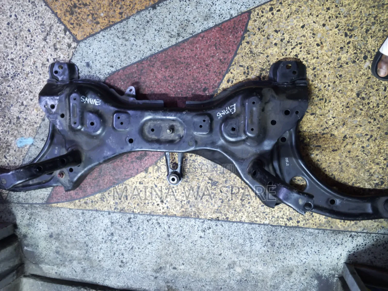 Cross Member Nissan Note Complete With Arms and Mounting