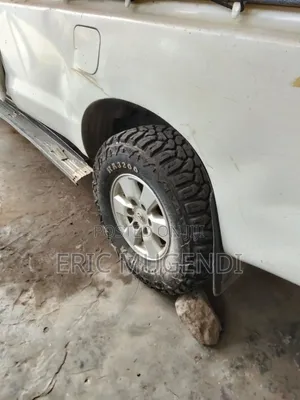 Toyota Hilux 2012 White