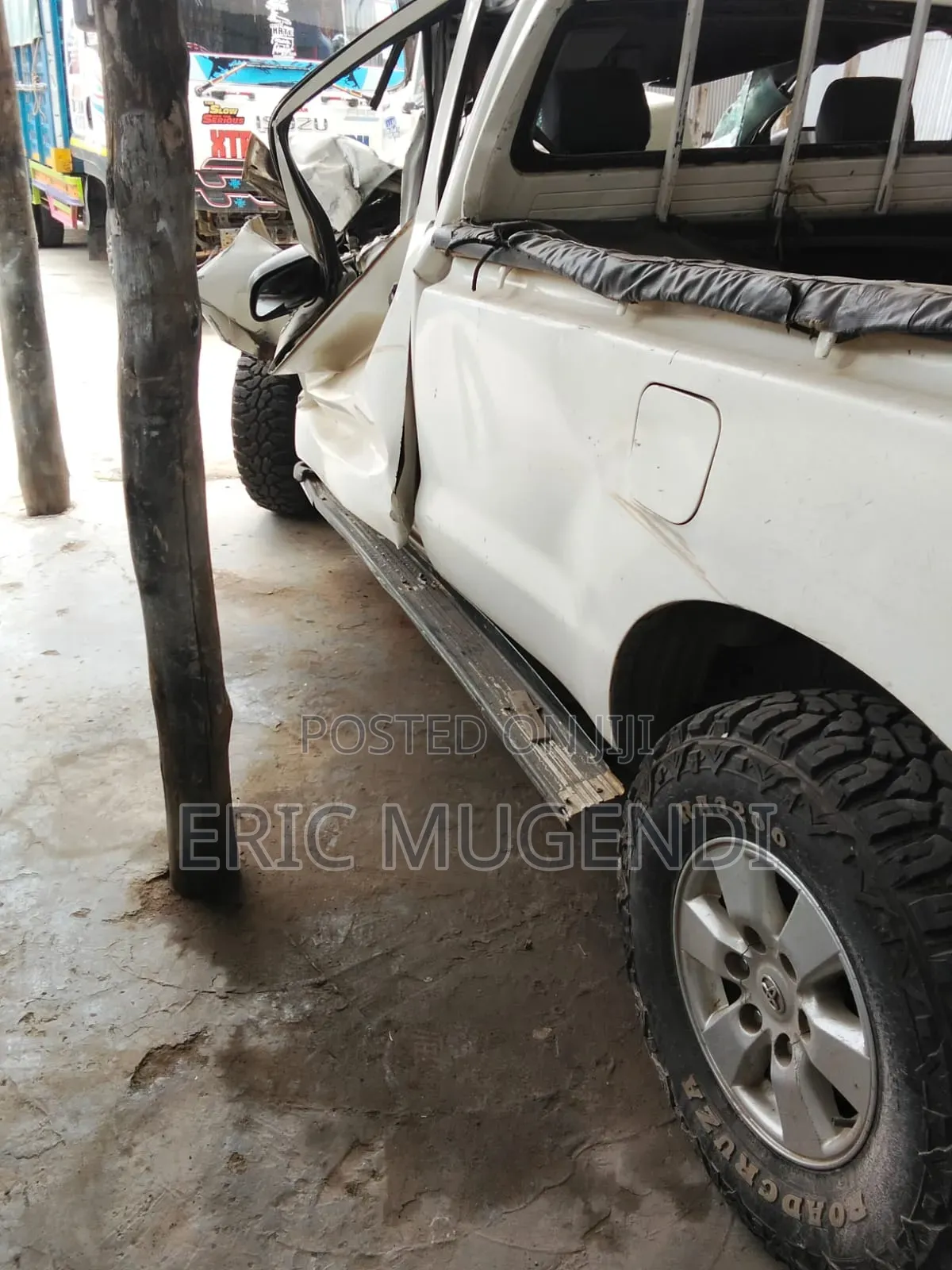 Toyota Hilux 2012 White
