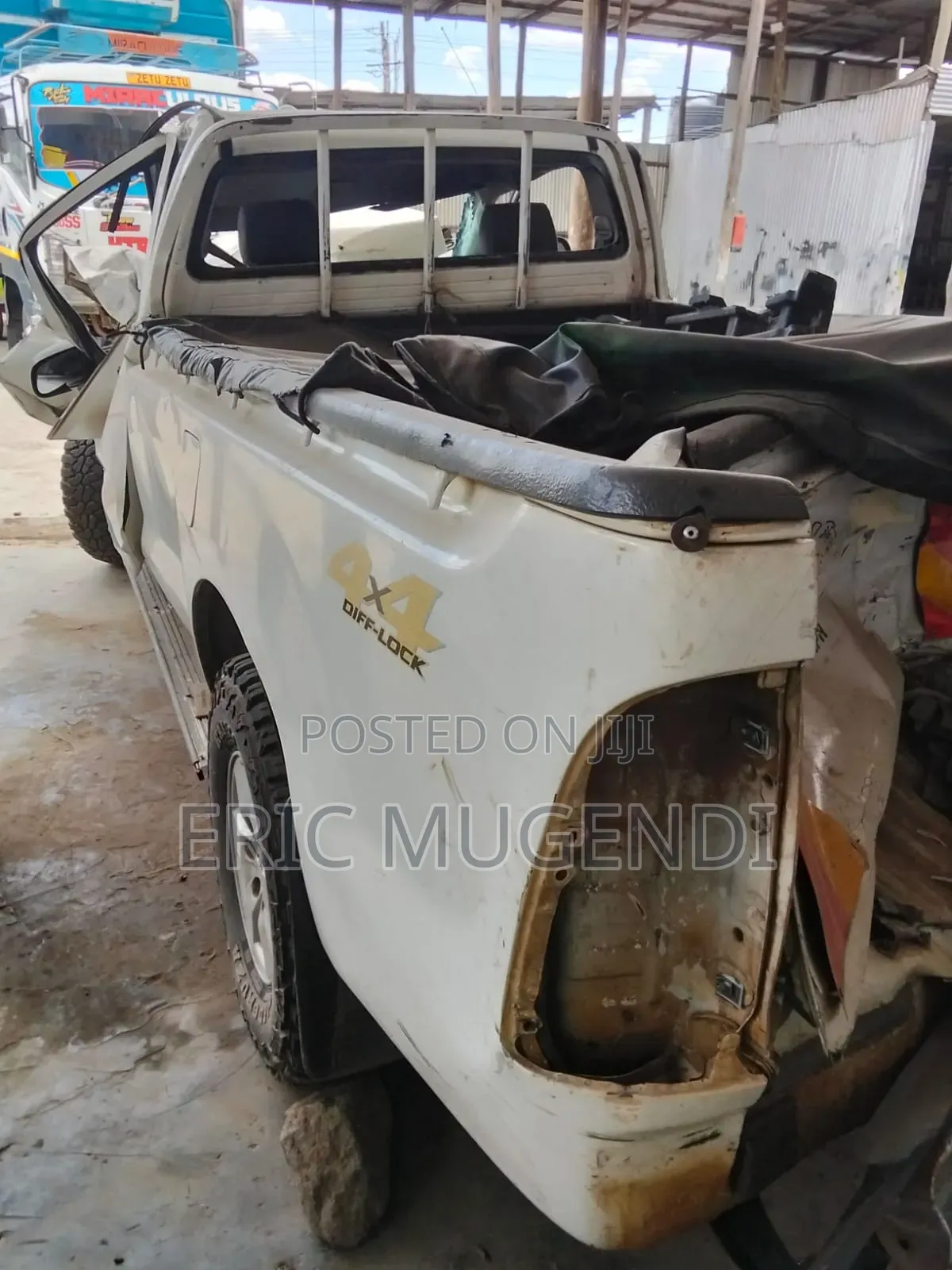 Toyota Hilux 2012 White
