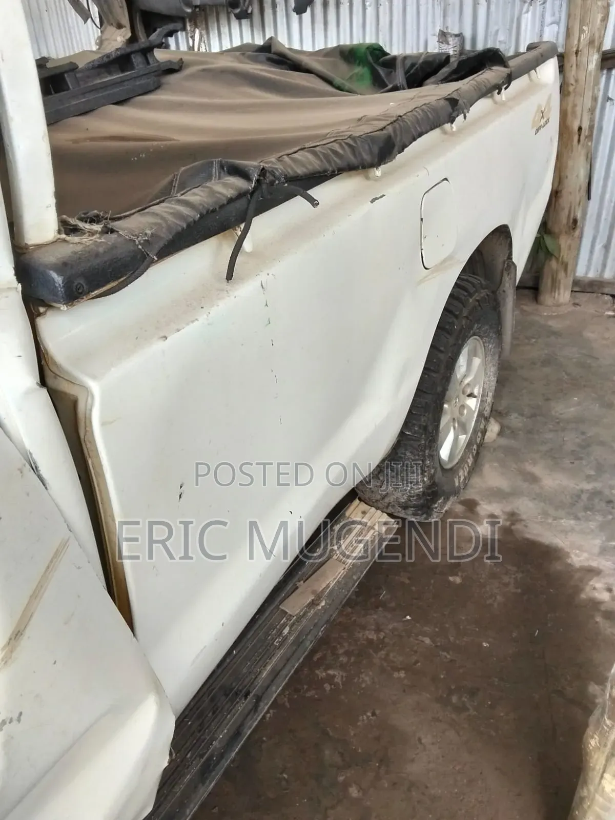 Toyota Hilux 2012 White