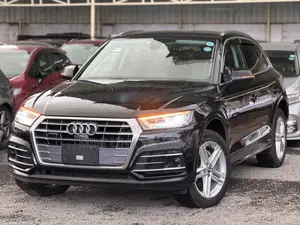 Audi Q5 2.0T Premium AWD quattro 2019 Black