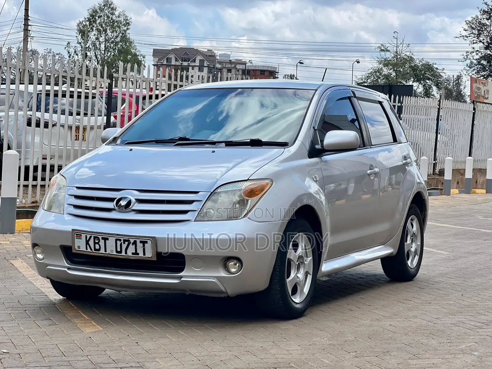 Toyota IST 2007 Silver