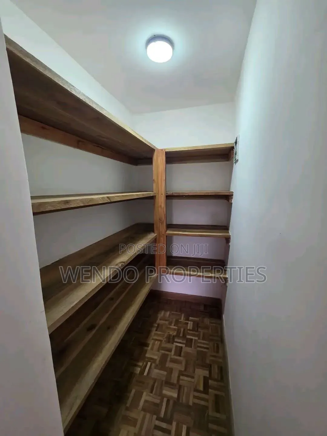 4bdrm Villa in Ngong CBD for rent
