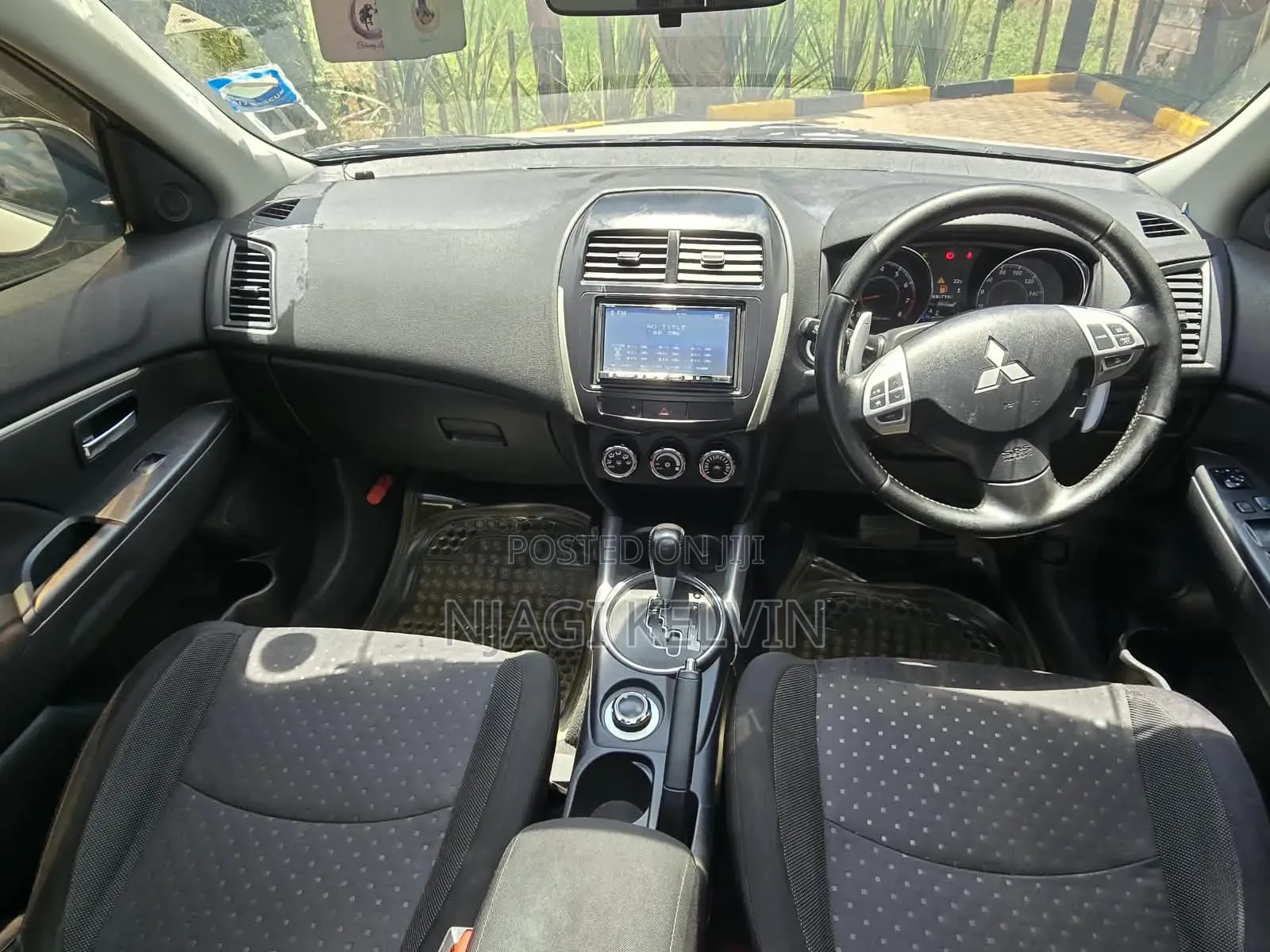 Mitsubishi RVR 2013 White