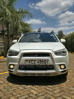 Mitsubishi RVR 2013 White