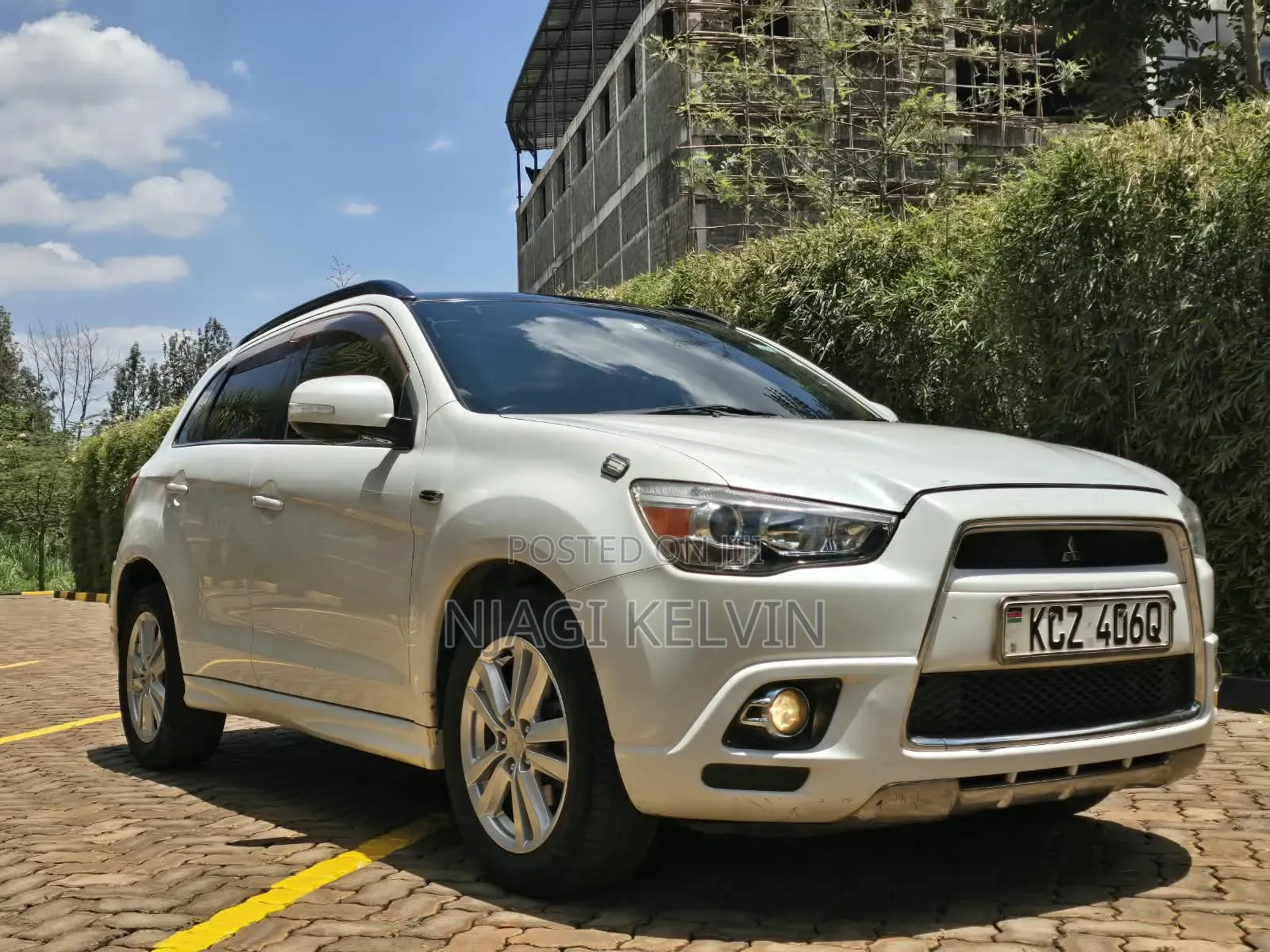 Mitsubishi RVR 2013 White