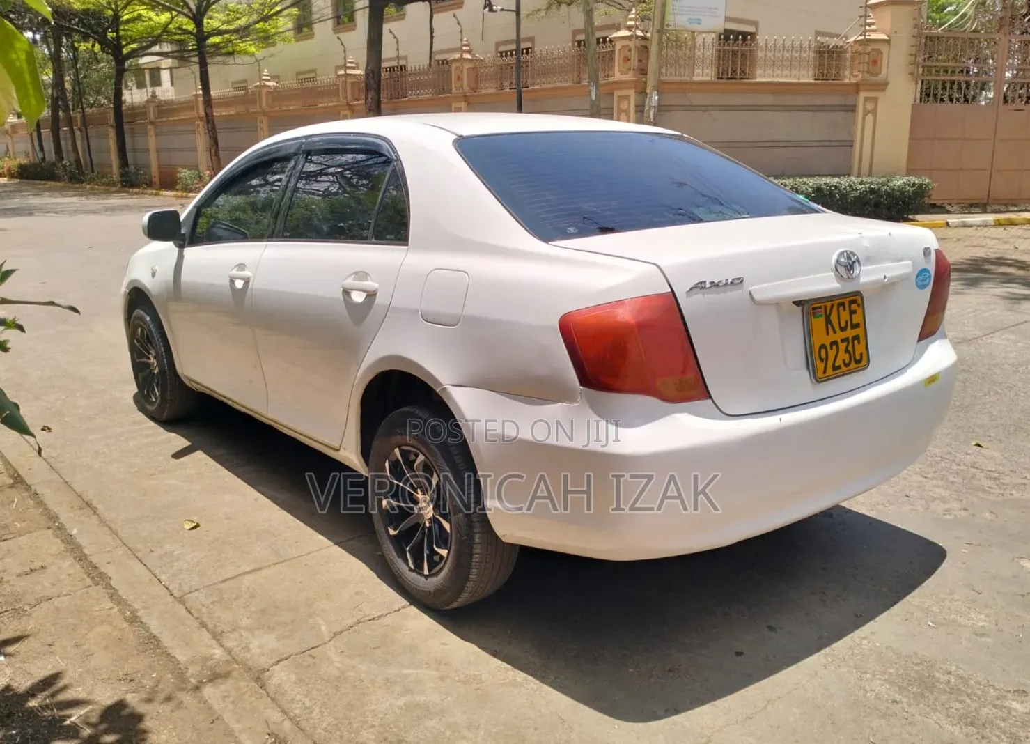 Toyota Axio 2009 White