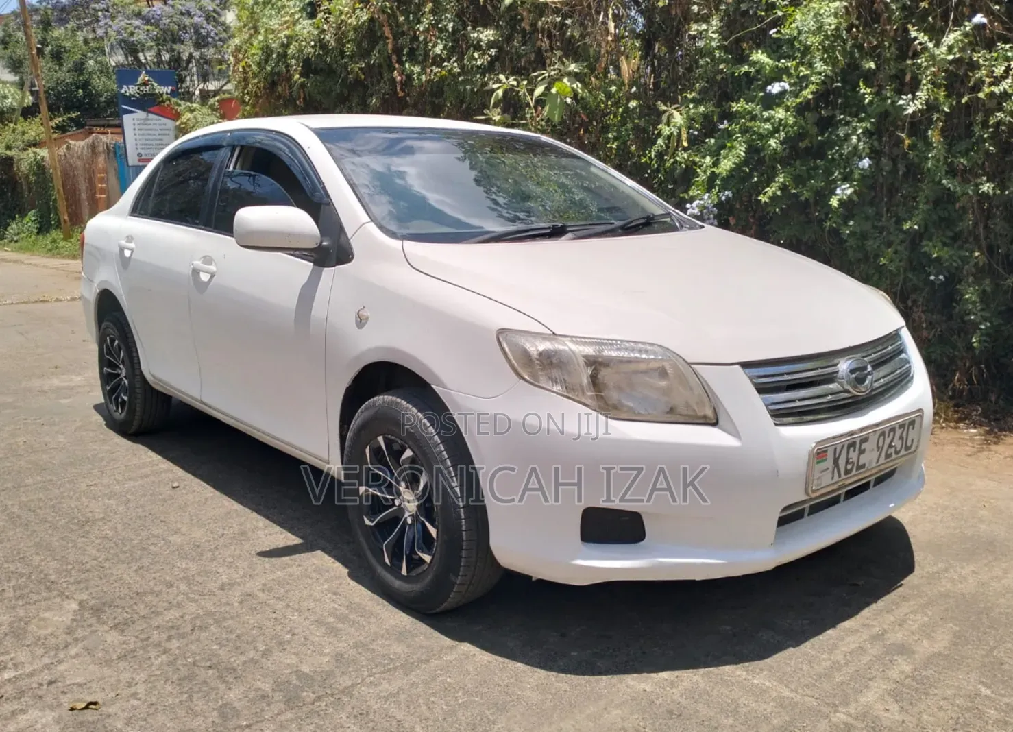 Toyota Axio 2009 White