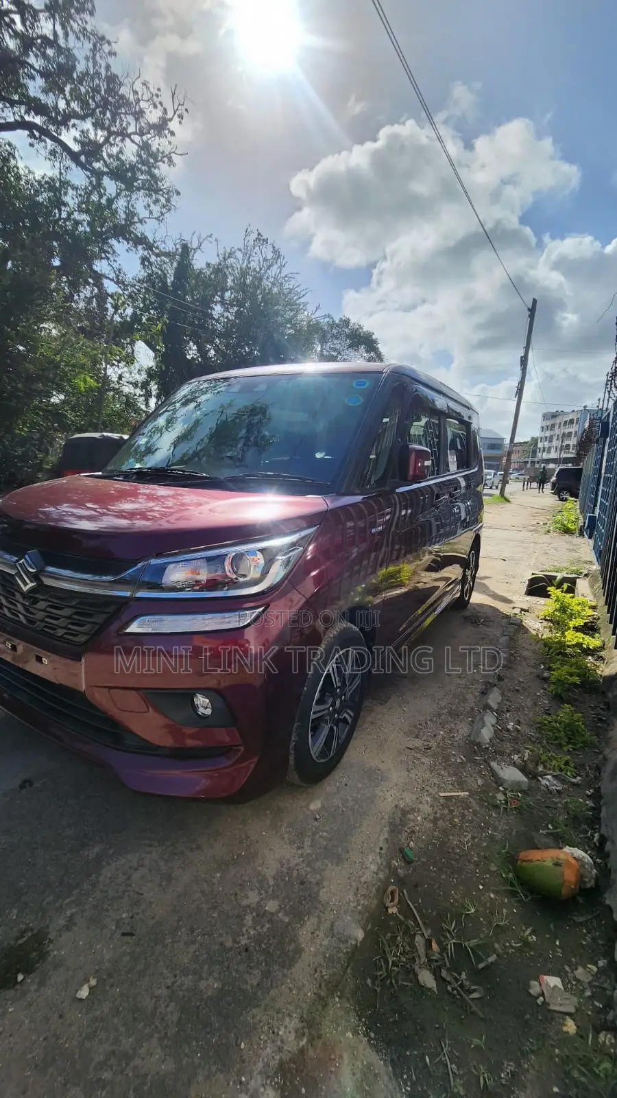 Suzuki Solio Bandit Hybrid MV 2019 Red