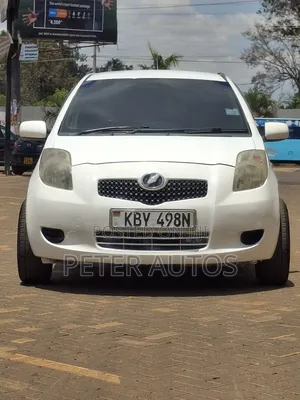 Toyota Vitz 1.0 FWD 3dr 2007 White