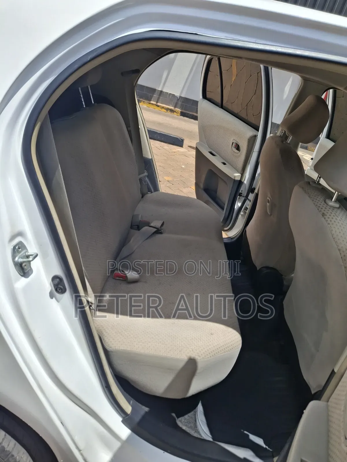 Toyota Vitz 1.0 FWD 3dr 2007 White