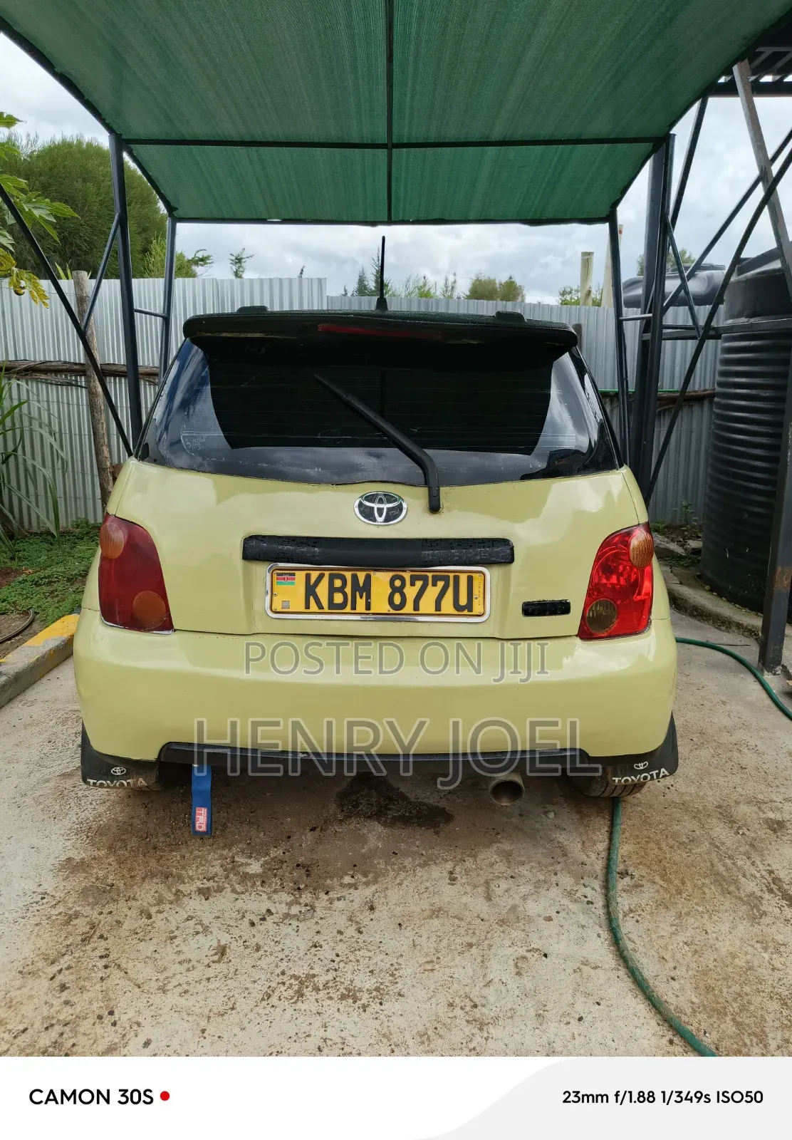 Toyota IST 2005 Yellow