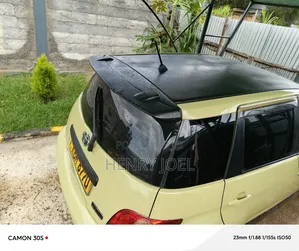 Toyota IST 2005 Yellow