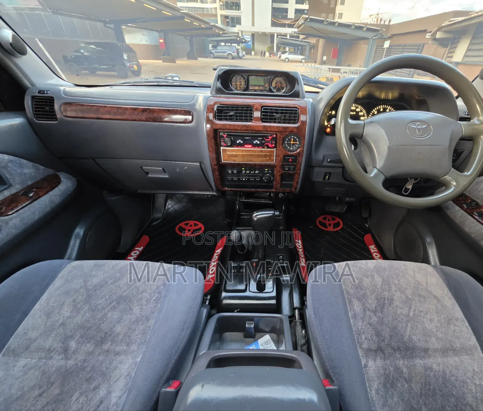 Toyota Land Cruiser Prado 2000 Silver