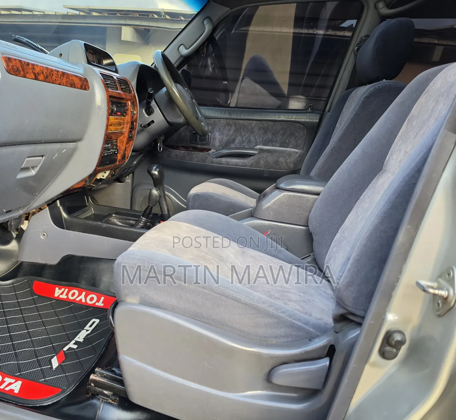 Toyota Land Cruiser Prado 2000 Silver