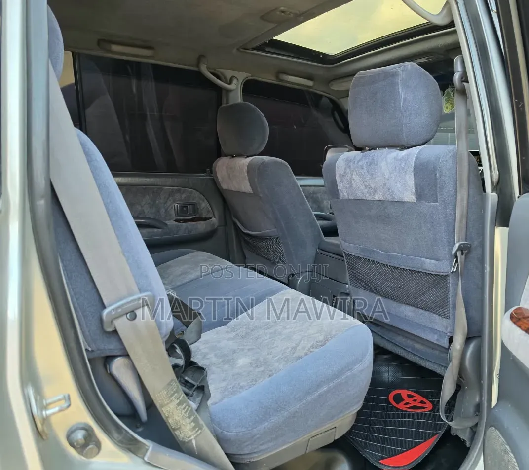 Toyota Land Cruiser Prado 2000 Silver