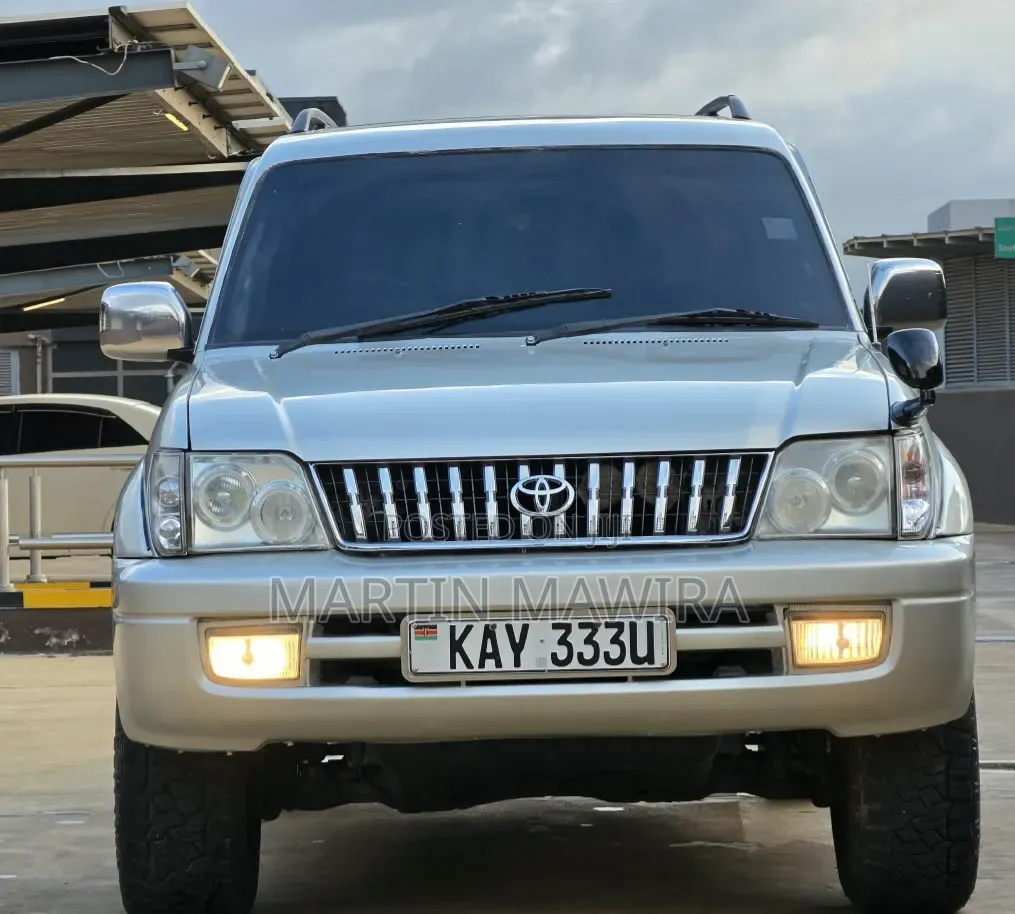 Toyota Land Cruiser Prado 2000 Silver