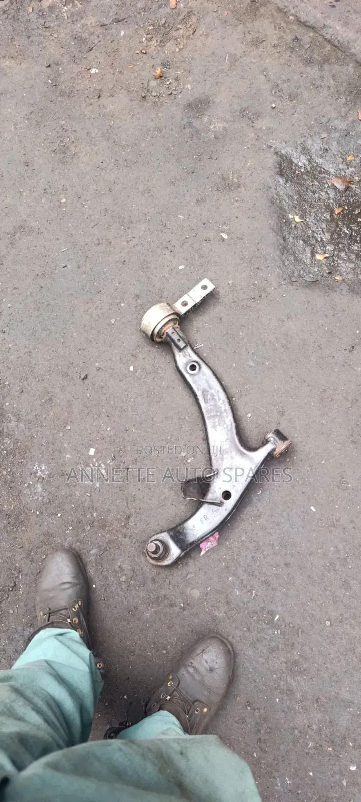 Control Arm Nissan Teana Old Model