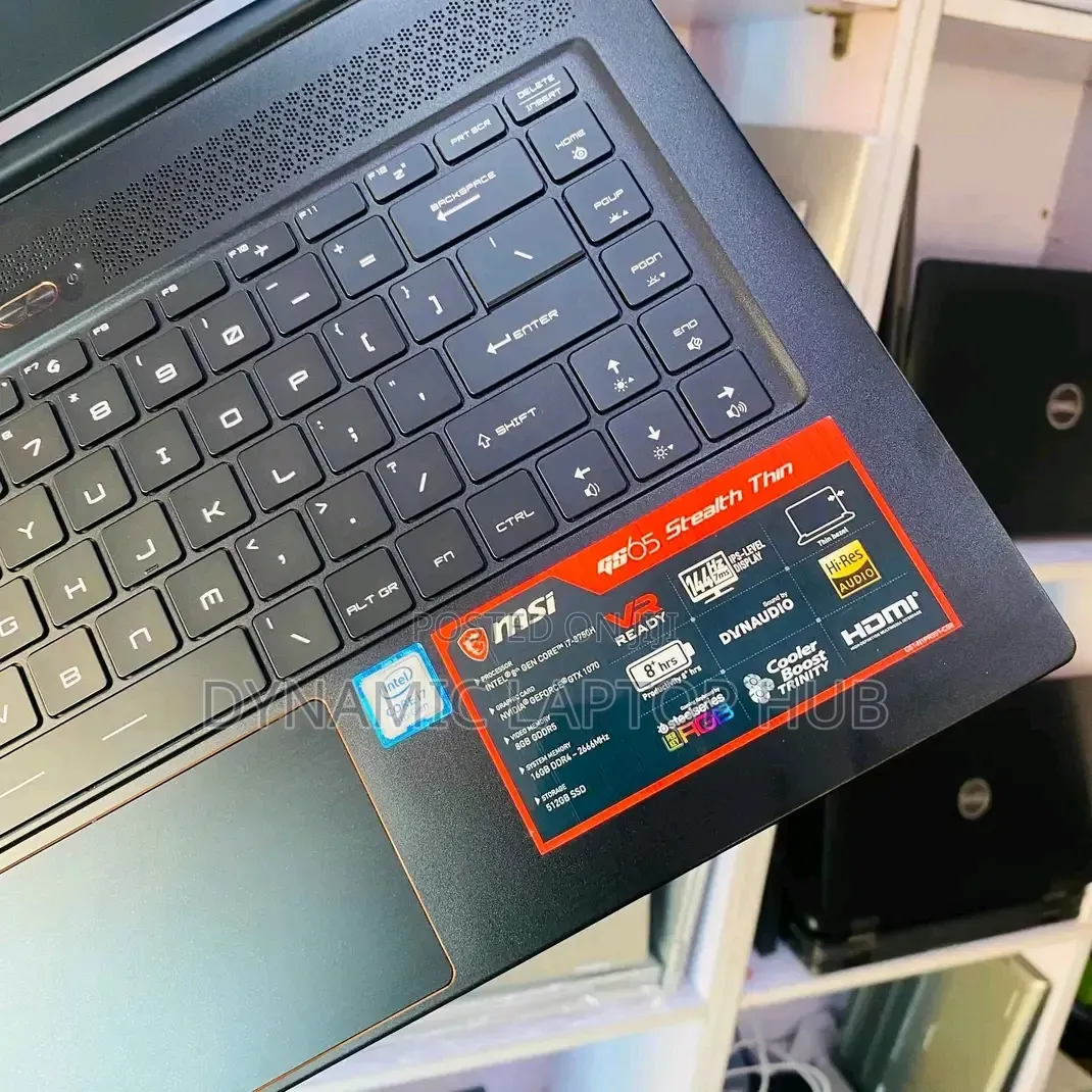 Laptop MSI GS66 Stealth 12UHS 16GB Intel Core i7 SSD 512GB