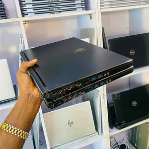 Laptop MSI GS66 Stealth 12UHS 16GB Intel Core i7 SSD 512GB