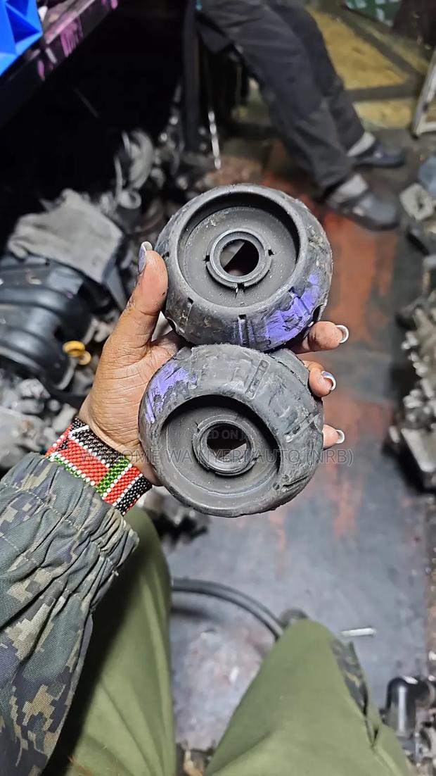 Shock Mounting for Vitz and Belta - thumbnail 2