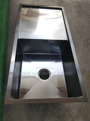 Stainless Kitchen Sink With Inbuilt Drainboard