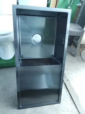Stainless Kitchen Sink With Inbuilt Drainboard