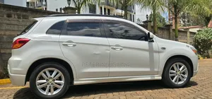 Mitsubishi RVR 2013 White