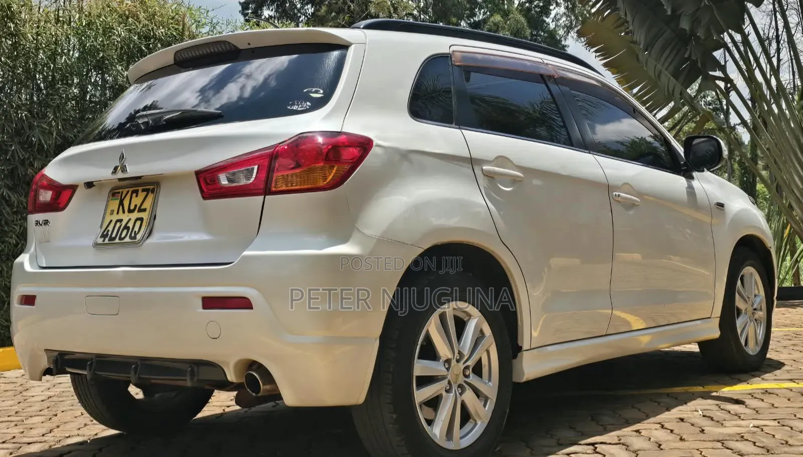 Mitsubishi RVR 2013 White