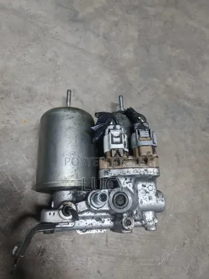 Toyota Fielder Brake Booster