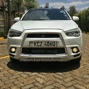 Mitsubishi RVR 2013 White