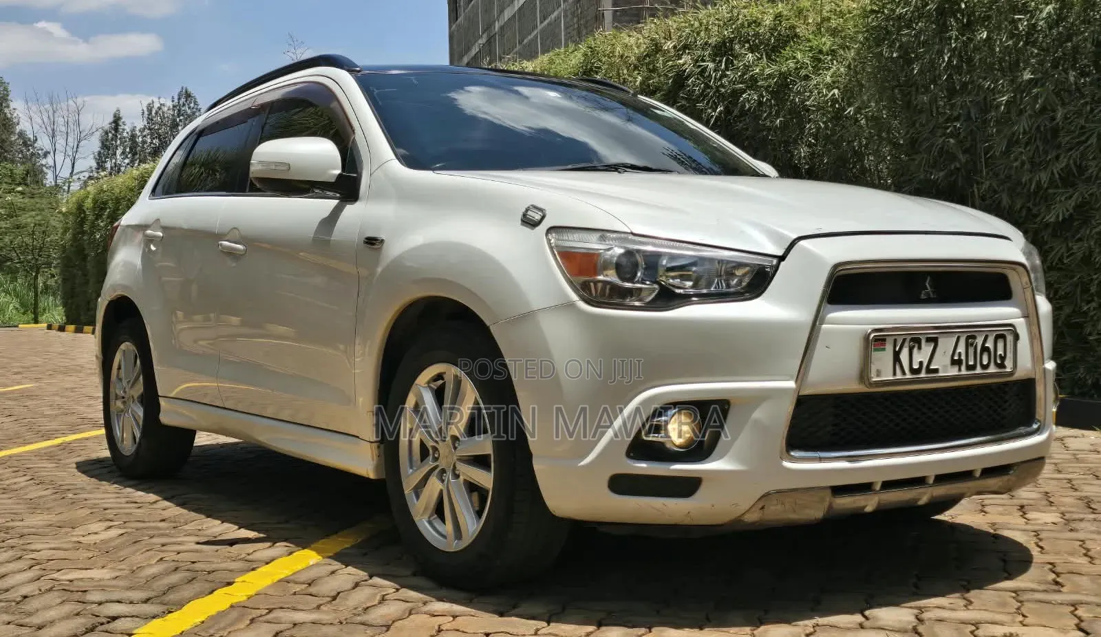 Mitsubishi RVR 2013 White