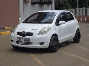 Toyota Vitz 2006 White