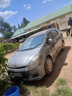 Toyota Wish 2005 Gray