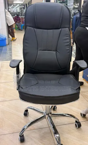 Luxury High-Back Leather Executive Office Chair